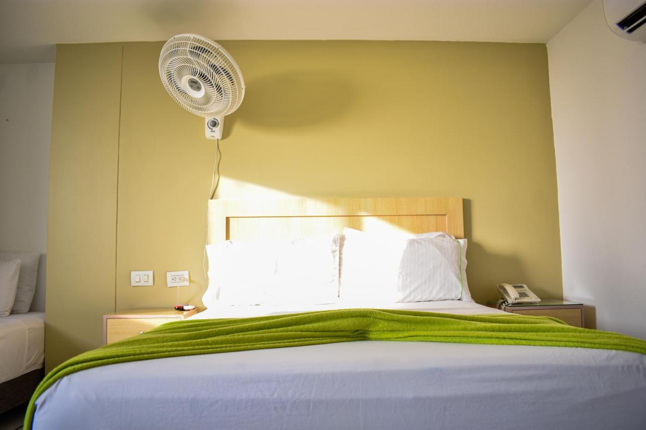 Hotel Isla Capri Cartagena Esterno foto